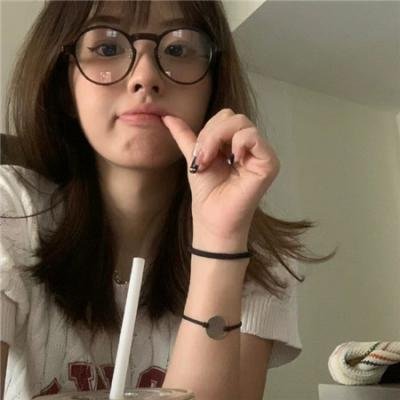 沉默的姑娘